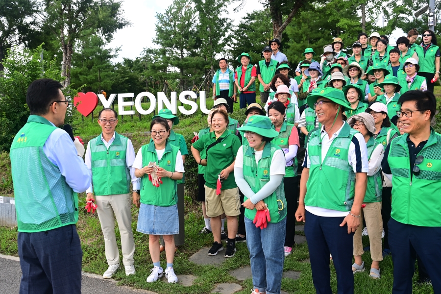 무더운 날씨 속 환경보호에 대한 높은 관심과 실천 의지 보여